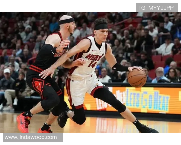 湖人队与热火队G3激战正酣谁能在总决赛中占得先机